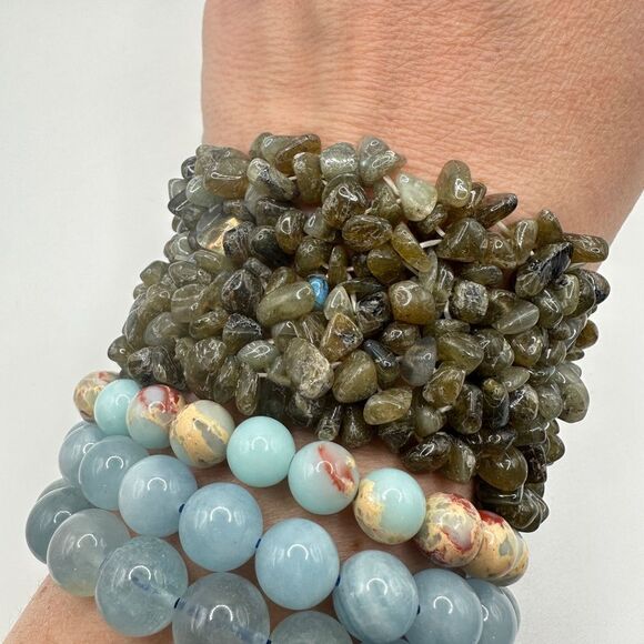 ALL Labradorite chip stretchy bracelet! 1.75" thick! - Picture 8 of 10